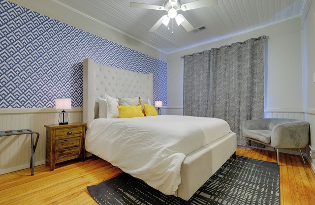 1 Bed Comfy - Historic Downtown Columbia (Elmwood Park)