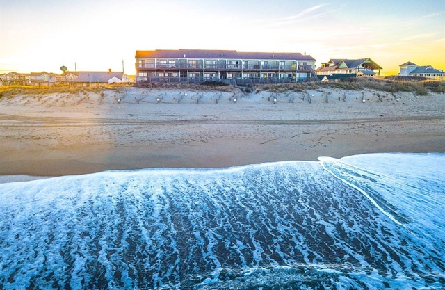 SW7 * Seventh Heaven * Oceanfront * Community Pool