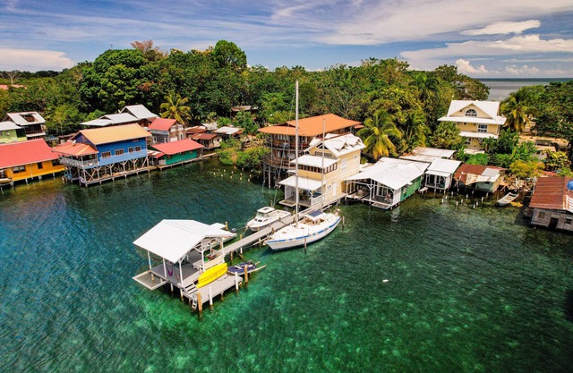 Bungalow 1 chambre sur les Caraïbes sur une magnifique propriété en bord de mer et plage