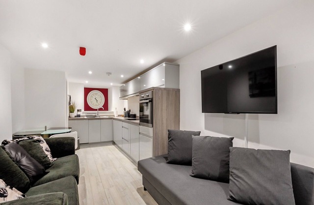 1 bedroom accommodation in Tunbridge Wells