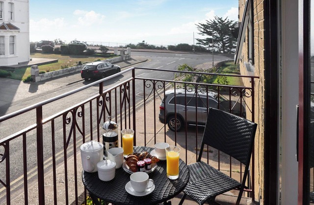 1 bedroom accommodation in Clacton-On-Sea