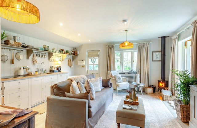 1 bedroom accommodation in Lacock, near Chippenham
