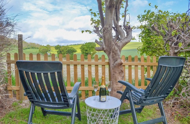 1 bedroom accommodation in Etchinghill, near Folkestone