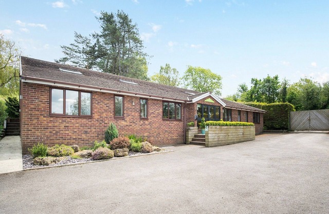 1 bedroom accommodation in Charmouth