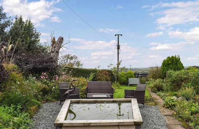 This cosy, charming cottage is nestled in the Lake District hills above Ennerdale Water.