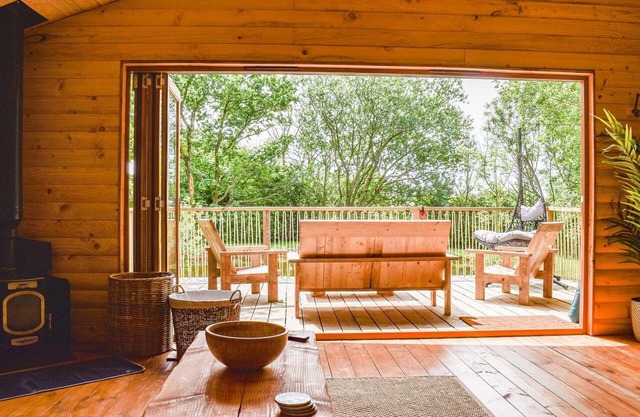 1 bedroom accommodation in Roborough near Winkleigh