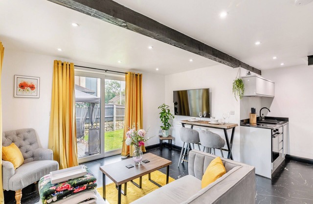 1 bedroom accommodation in Silsden, near Skipton