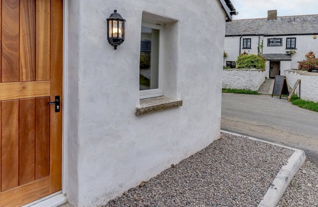 1 bedroom accommodation in Monknash, near Cowbridge