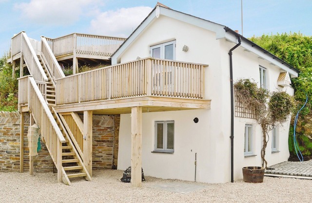 1 bedroom accommodation in Porth, near Newquay