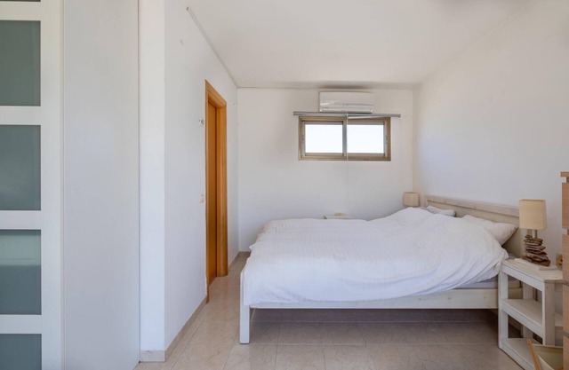 1 chambre incroyable - 4 personnes - tour Neve Tzedek