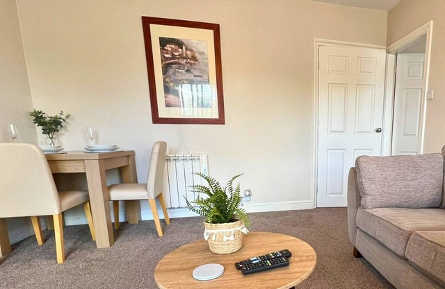1 Bedroom Apartment (BAE & Hospital)