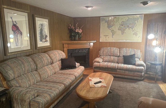 Appartement privé au sous-sol avec 1 chambre - quartier sécuritaire et calme