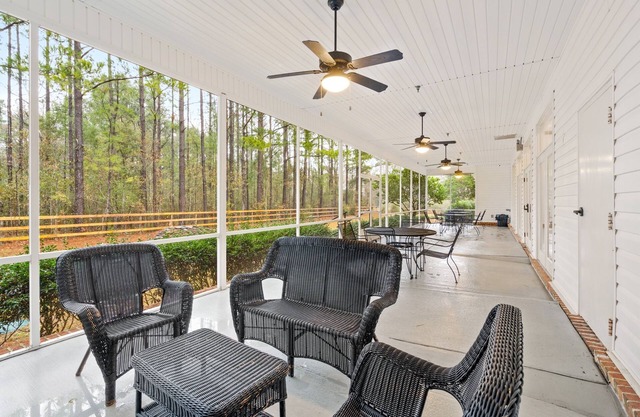1 Bedroom Apartment at Oak + Fountain - #8
