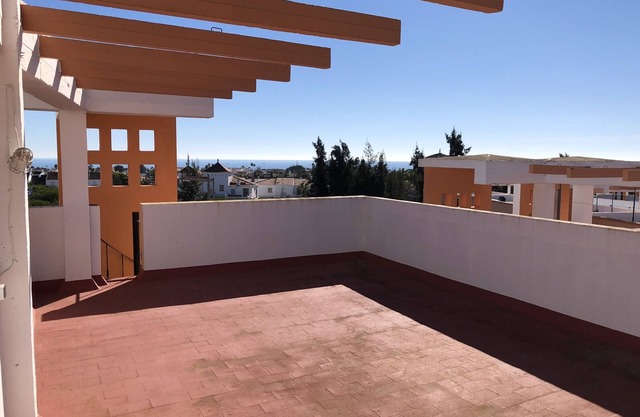 Appartement 1 chambre. Plage, piscine et golf.