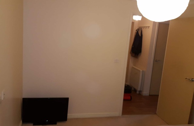1 CHAMBRE DISPONIBLE DANS UN APPARTEMENT 2 LITS