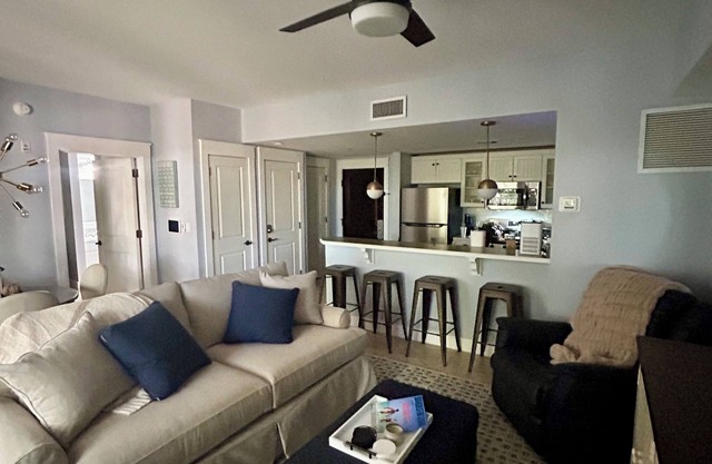 Cozy 1-bedroom condo in fabulous the Pilot House Sandestin Resort,Pet- Friendly!