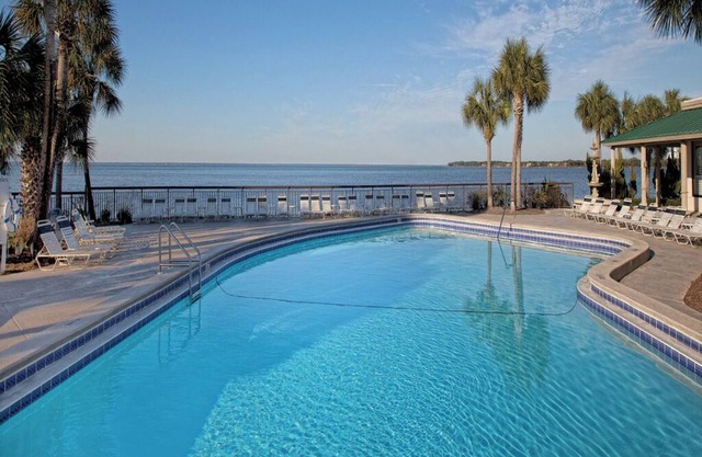 1 Bedroom Condo, Sleeps 4, in Destin, at Wyndham Bay Club!!