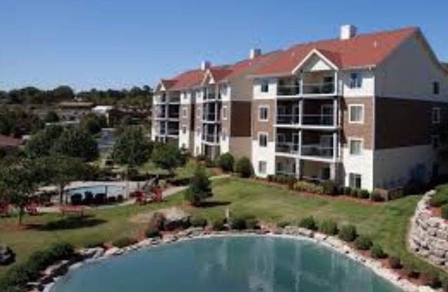 1 Bedroom Deluxe, Mountain Vista Branson, MO!