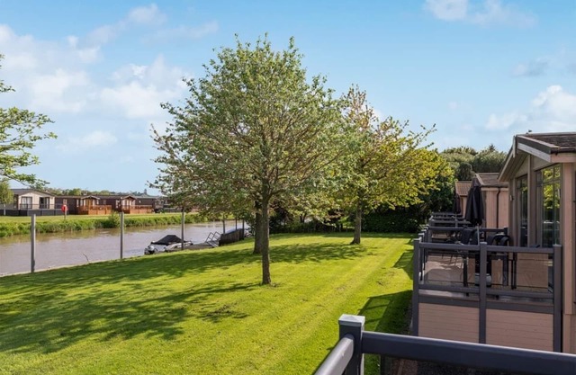 3 bedroom accommodation in Stratford-upon-Avon