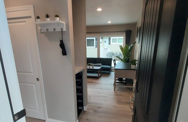 1-bedroom guest house in Surf City