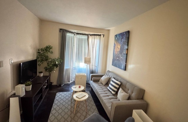 1 bedroom LESLIEVILLE