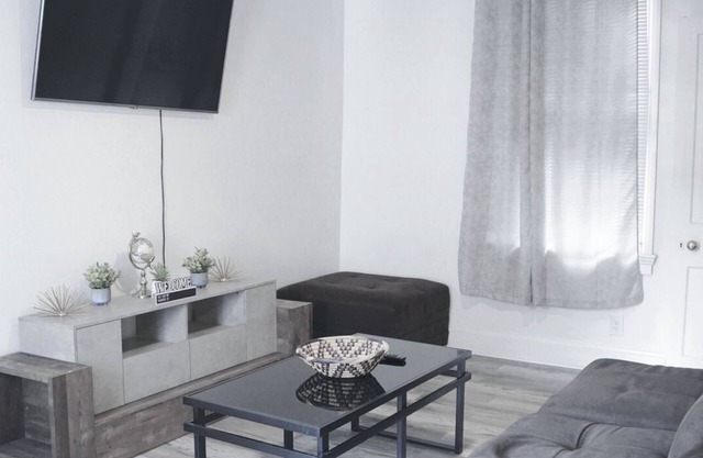1 Bedroom, Luxury Loft