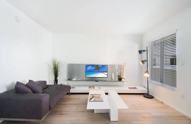 1 Bedroom Queen Size Apartment
