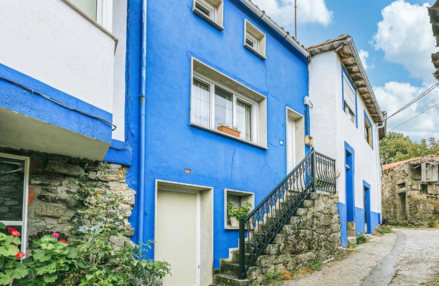 1 Bedroom Stunning Home In Galicia
