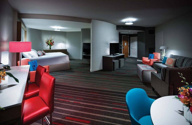 1-Bedroom Suite at a 4⭐️ Hotel