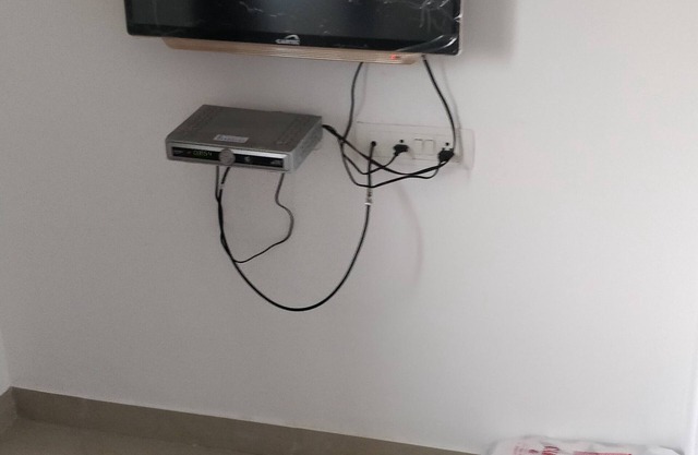 1 BHK FLATS KITCHAN TOTAL CINQ APPARTEMENTS I NNNNNNNNNIN VIMAN NAGAR À PROXIMITÉ DU PORT D'AIR.