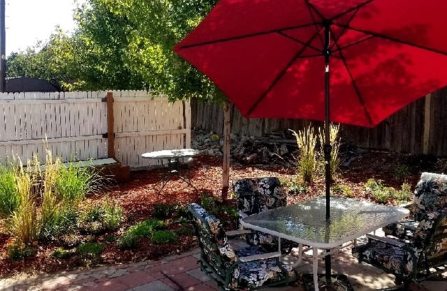 Maison 2 pièces ou plus, près de Red Rocks, patio, barbecue au gaz, salle de jeux, 420