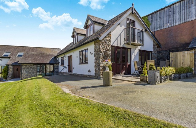 1 Derw Cottages - Quatre Chambres Maison, Couchages 8