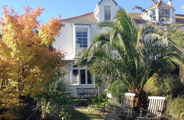 1 Florence Place, FALMOUTH