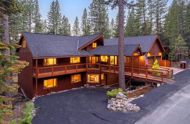 2 Mi to Beach: Expansive Tahoe Escape w/ Hot Tub!