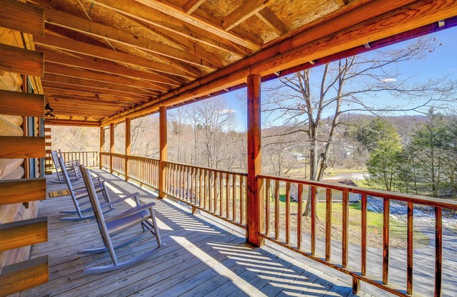 < 1 Mi to Spearhead ATV Trails: Cabin w/ Deck!