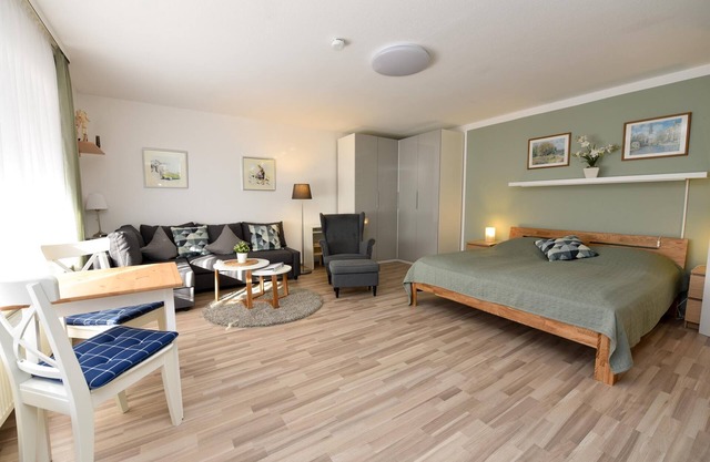 1-room vacation apartment on the ground floor in the house LEE