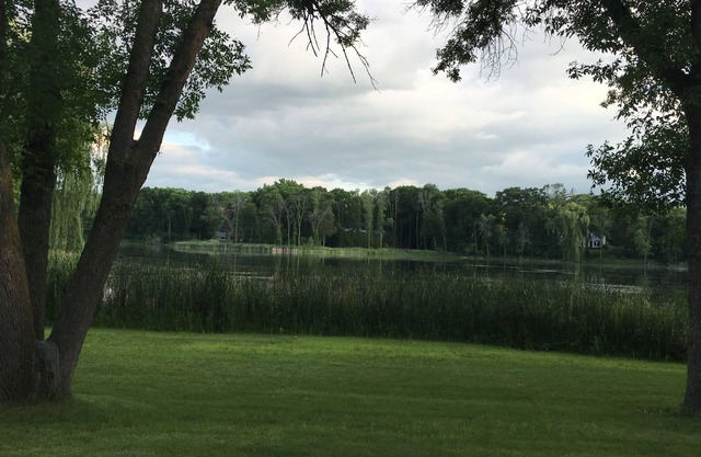 Retraite de 1 mois sur un lac calme