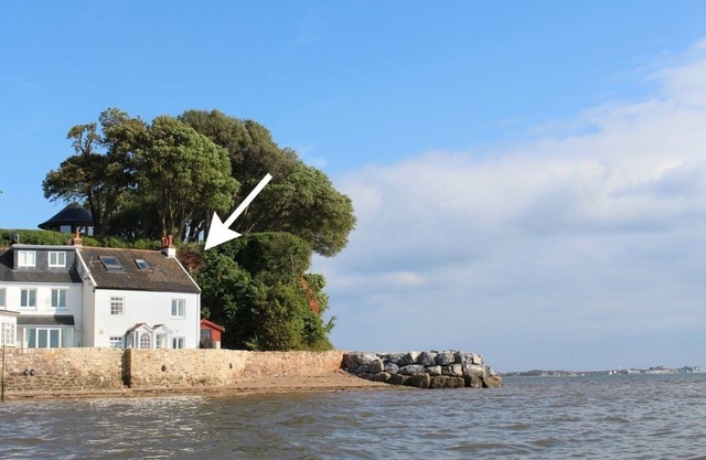 1 le quai, lympstone