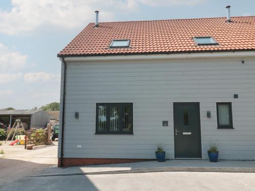 1 The Stables