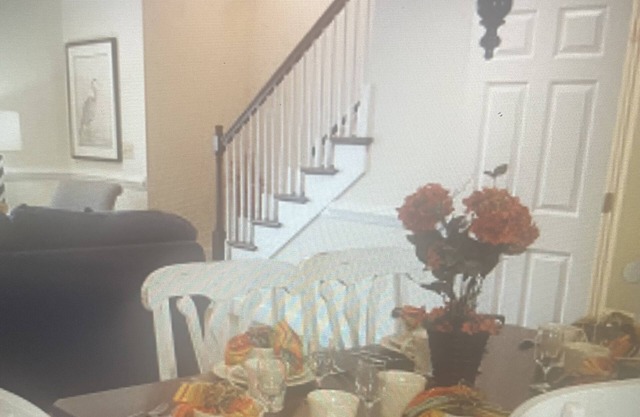 3 Bedroom, 3-1/2 Bath, Cottage, Independent Home, Sleep 10-12 people