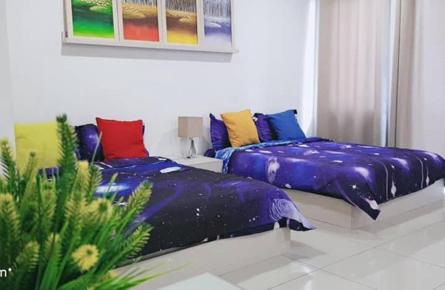 1 Trefoil Setia Alam 4 pax 1min to Setia City Mall