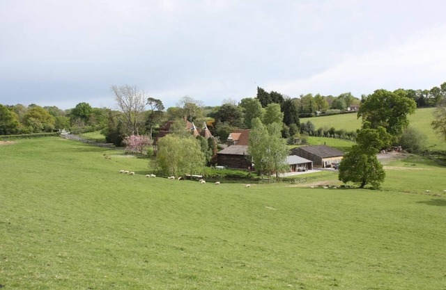 1 Weaver's Cottage - email for a discount on 3-6 night stay