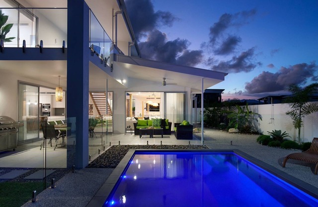 10 Belle Mare Avenue