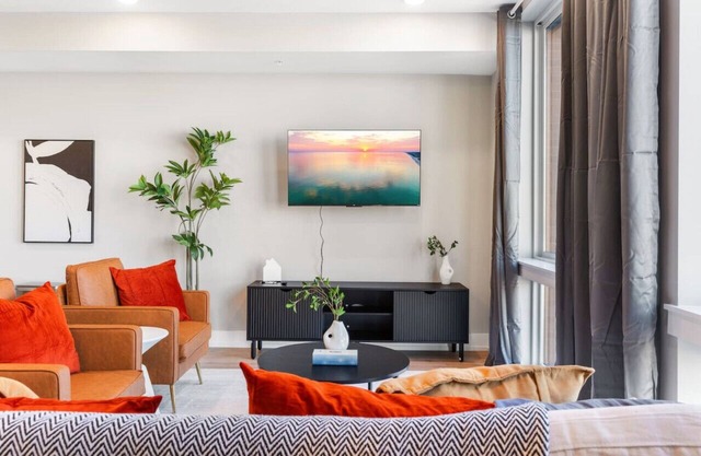 Close to Brooklyn Bowl+Fillmore|Sleeps 4|Workspace
