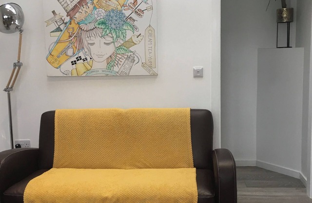 10 Minute Drive to the Beach - Private Annexe Suite B & B - North Cornish Coast