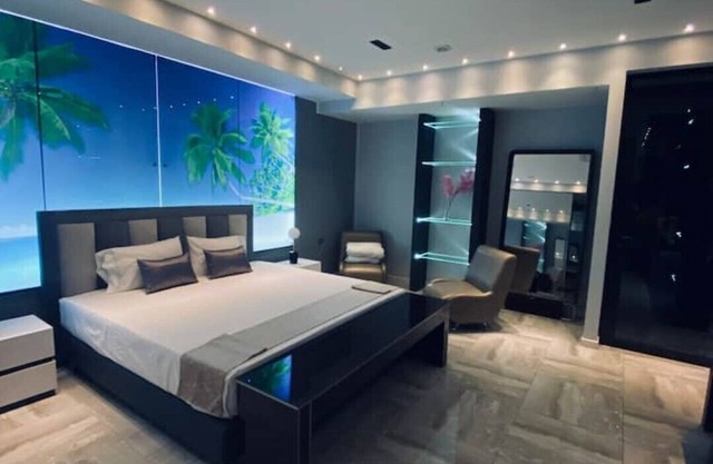 10 rooms 1Million suites in Parque Lleras