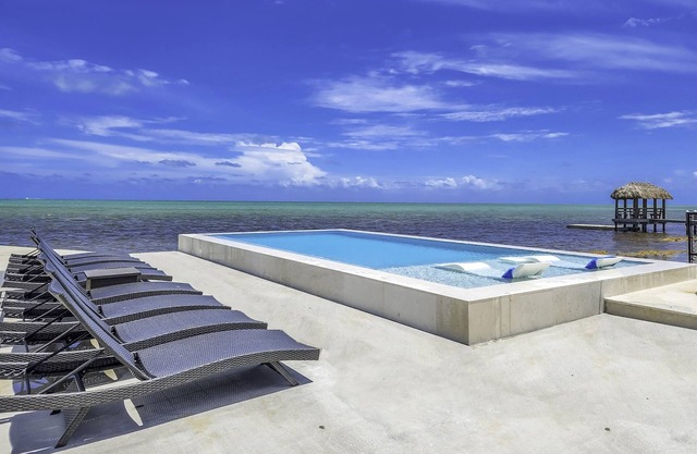 100'Private Sandy Beach,Pool,Bikes,Kayaks,EV chrgr