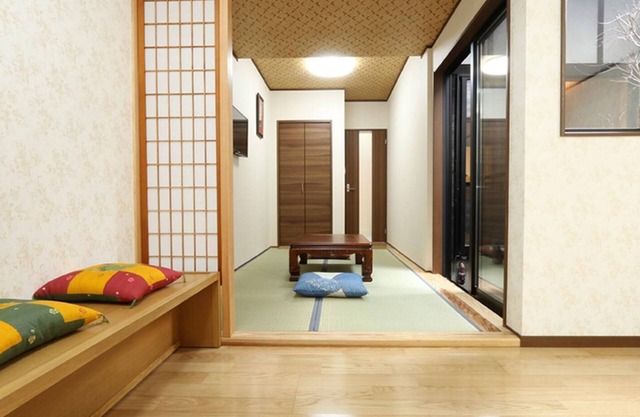 100 freeflowing openair hot spring bath Separ / Yufu Ōita