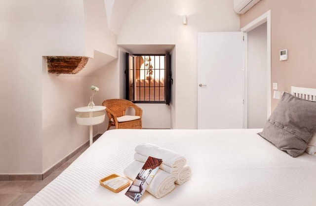 101 Compact - Apartamentos Plaza Mayor 35