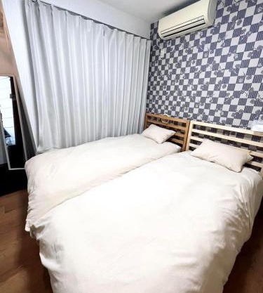 101 Nishi Shinjuku Gochome Station 5 minutes on foot